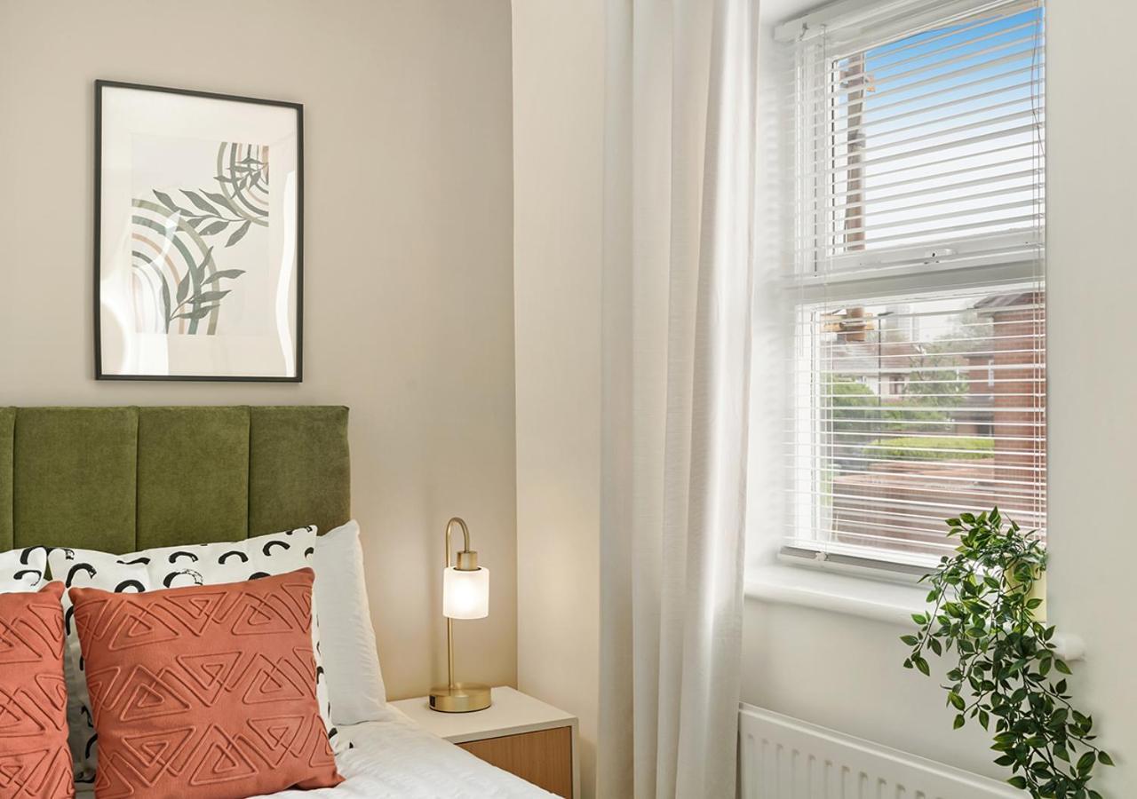East London House Near Tube With Parking Villa Esterno foto